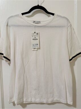 Zara White Short-Sleeve Tee with Black Sleeve Trim